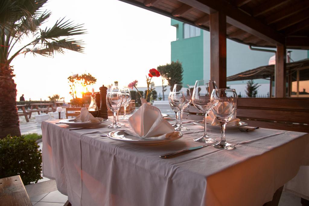 Vila Verde Beach Hotel ドゥラス エクステリア 写真