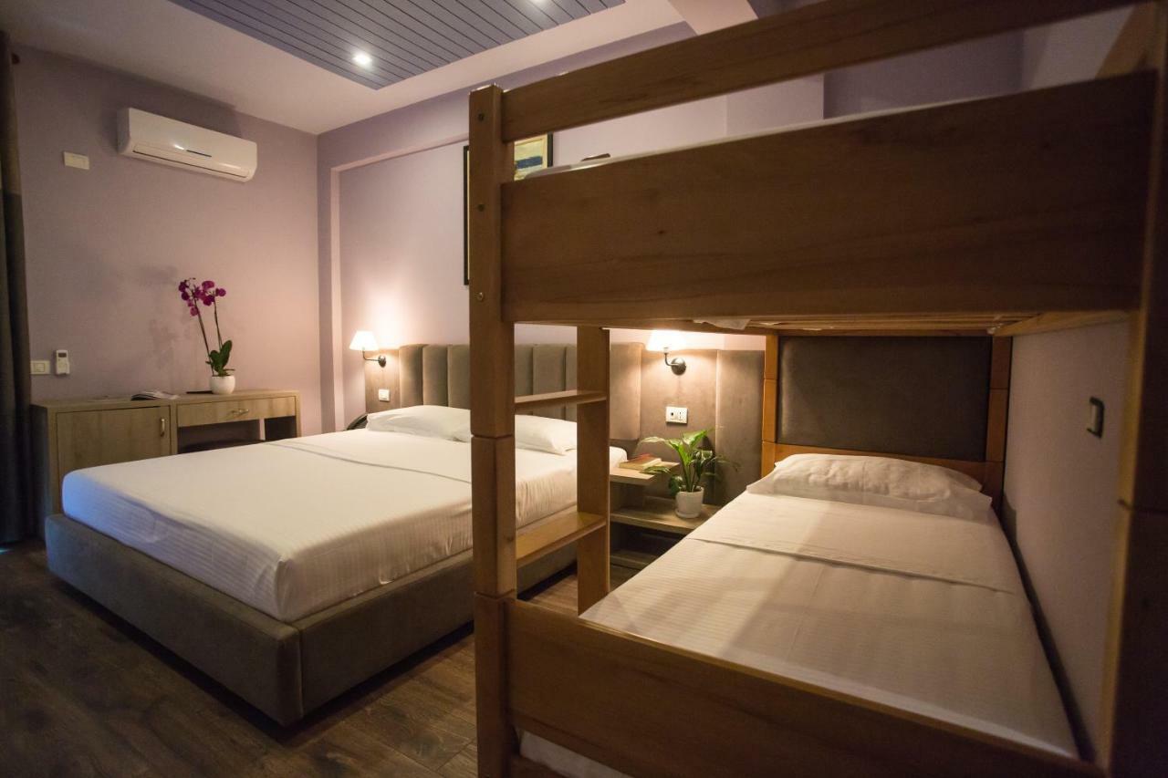 Vila Verde Beach Hotel ドゥラス エクステリア 写真