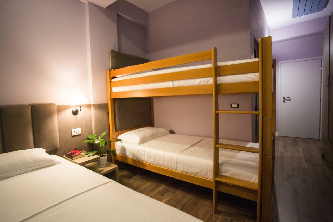 Vila Verde Beach Hotel ドゥラス エクステリア 写真